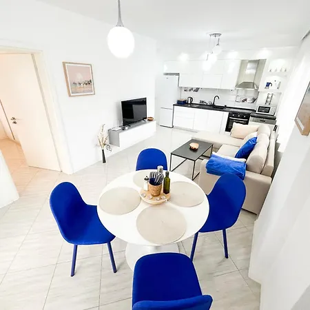 Apartment Whitehill 945 Durrës